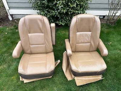 Thor Vegas Motorhome Coach RV Captain's Chairs Seats PAIR TAN USED • $800