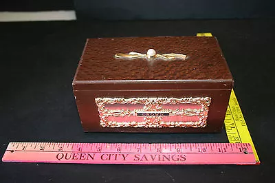 $37.46 • Buy Vintage Crown HT460 Jewel Box Transistor Radio Jewelry Trinket Box WORKS