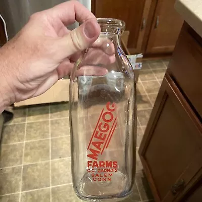 Rare Maegog Farms G.O. Gadbois ACL Quart Milk Bottle Salem Connecticut CT • $19.99