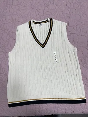 Uniqlo Preppy Knitted Vest NWOT Size XL • $25