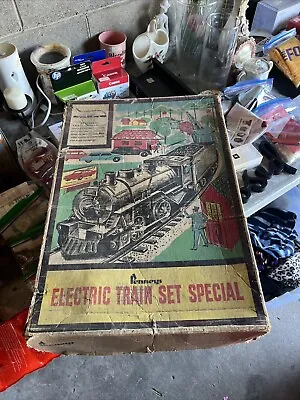 Vintage 1965 Marx’s Model Train Set  Model Number 7421 Electric Train Set • $40