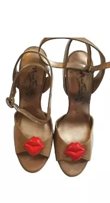 Miss Trish Womens Sandals Red Lip Detail Patent Leather Nude Sz 7  • $18.99