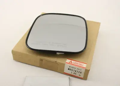 New OEM Mitsubishi Montero Pajero Door Mirror 2001-2006 RH Glass MR574728 Shogun • $25