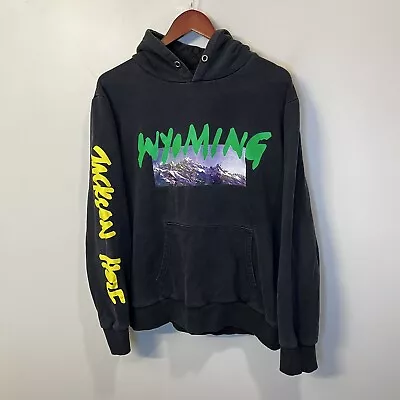 Kanye West Wyoming Album Listening Mens Pull Over Hoodie Size M 2018 • $64.95