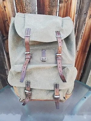 $125 • Buy Vintage Swiss Army Military Mountain Backpack Leather Canvas Salt & Pepper