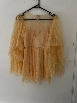 $110 • Buy Bnwt Alice Mccall Ballet Mi Amor Playsuit - Size 4 Au/0 Us (rrp $360)