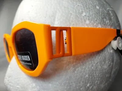$30 • Buy NWT Steve Madden Neon Orange Sunglasses Side Vents