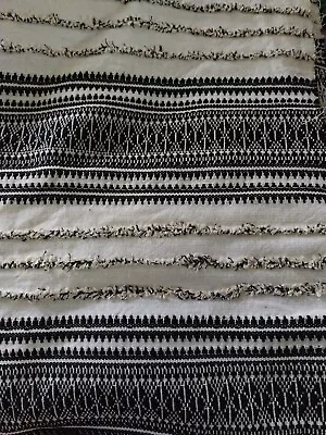 2.6m X 111cm Black White Woven Pattern Textured Fabric Soft Furnishings Craft • $10