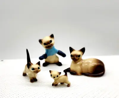 Vtg Hagen Renaker Miniature Siamese Cats Lot Of 4 • $45