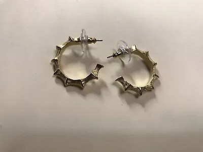 Vintage Bamboo Hoops Pierced Earrings 1” Gold Tone Made In USA • $9.99