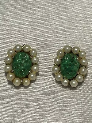 Vintage Marvella Gold Tone Green Carved Peking Stone Earrings With Pearls - Clip • $17