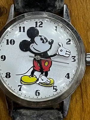 Vintage Ingersoll Disney ZR26090 Mickey Mouse Quartz Gents Leather Watch - Works • £39.99