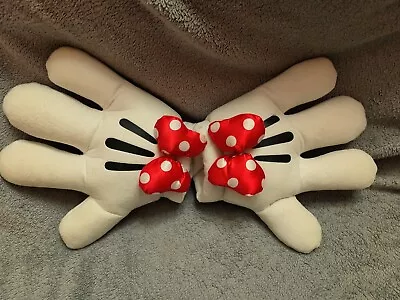 Disney Minnie Mouse Large Wearable Hand Gloves Foam From WDW Florida • £19.95