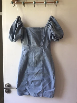 £7 • Buy New Look Denim Puff Sleeve Mini Dress Bardot Off Shoulder 6 Bodycon Asos Blue