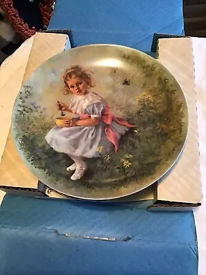 Nursery Rhyme Collector Plate “ Little Miss Muffet” • $15.75