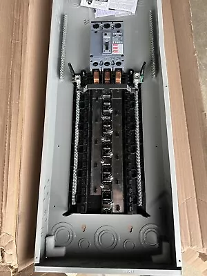 SIEMENS P3054B3200CU Load Center Indoor NEMA Type 1 3Phase 30 Spaces 54 Circuits • $250