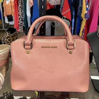 Michael Kors • $60