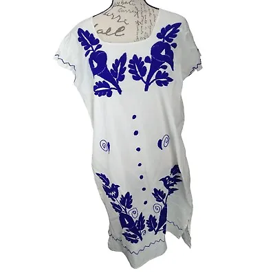 Vintage Mexican/ Sourth American Blue Floral Embroidered Dress Size L/XL • $34