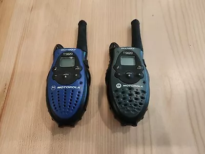 Two Motorola Talkabout Walkie Talkies T5620 • $28