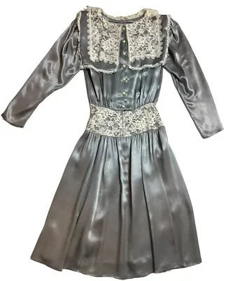 Vintage Jessica McClintock Gunne Sax Dress Size 3 Silver Ivory Lace Knee Length • $44.99