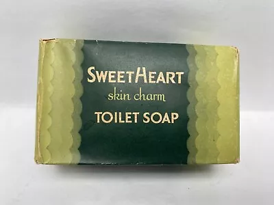 VINTAGE  1930s 1940s SWEET HEART SOAP NOS GREEN BOX MANHATTAN SOAP COMPANY • $11