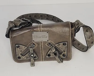 Miss Me Purse Brown With Fake Zippers • $34.99