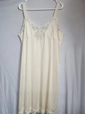 Vintage Bali Light Beige Color Nylon Slip Petticoat Size 424446 • $22