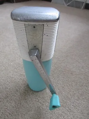 Vintage Retro Maid Of Honor Countertop Hand Crank Ice Crusher - Turquoise /chrom • $2.99