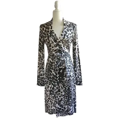$98 • Buy Diane Von Furstenberg Jeanne True Wrap Dress 100% Jersey Silk Sz 8 Animal Print