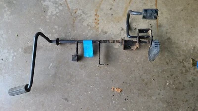$39.99 • Buy JOHN DEERE L120 20 Hp V-TWIN LAWN MOWER BRAKE PEDAL ASSEMBLY 