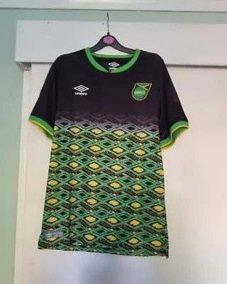 Men’s Jamaica 2018 Away Shirt Umbro Football Size Small • £20