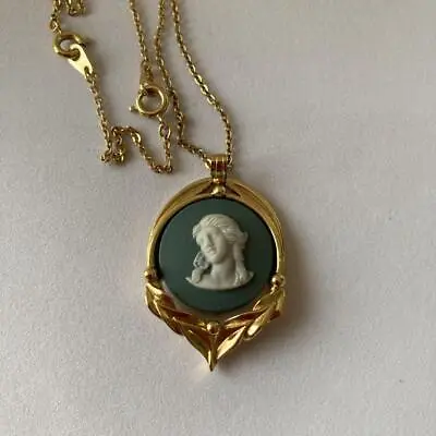 £100.73 • Buy Lovely Wedgwood Gold Necklace