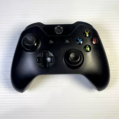 Genuine Microsoft Xbox One Wireless Controller Official + Battery Charger Pack • $49.97