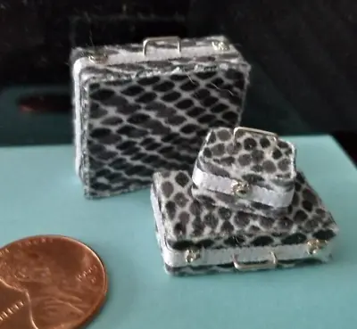 Miniature Dollhouse 3 Pc Luggage 1:24 /Black N White W/  White Ribbon Tape • $7.99