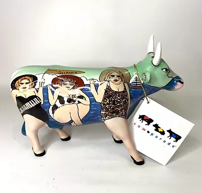 Cow Parade Model 9199 FUN SEEKER Figurine With Original Box 2001 Vintage.  EB2 • $24.50