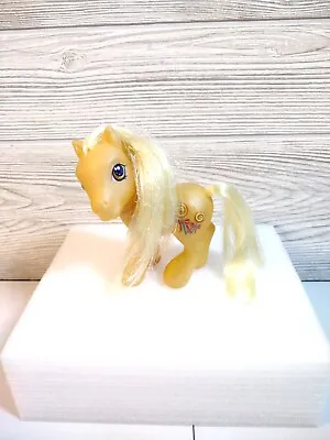 Butterscotch My Little Pony G2 Candy Holiday Fancy Toy Clean 4.5  VTG 2002 • $7.74