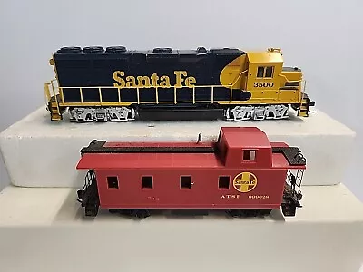 Bachmann Santa Fe  Diesel Loco And Caboose Ho Scale Dc Analogue All Wheel Drive • $60