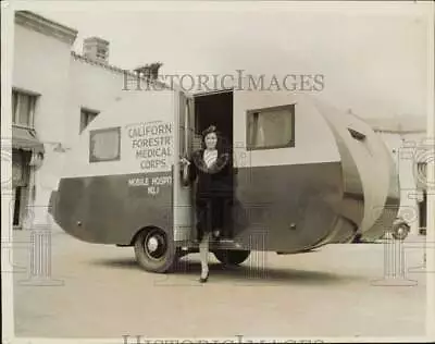 1937 Press Photo Actress Marjorie Weaver Steps From Mobile Hospital Los Angeles • $19.99