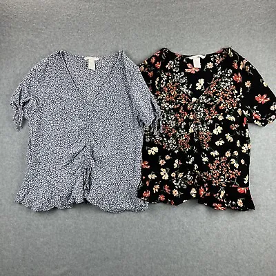 H&M Lot Of 2 Women's Blue & Black Floral Short Sleeve Blouse Shirts Sz 4 & 6 • $10