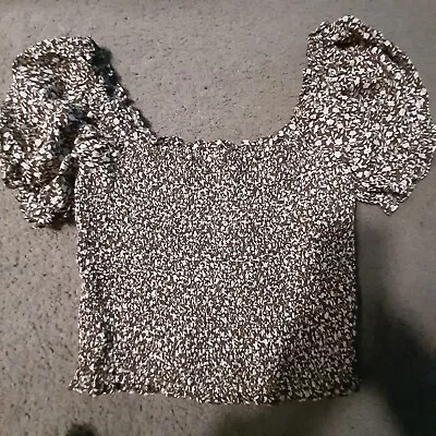 $29 • Buy Forever New Crop Top Brown White Floral Stretch Fabric Petite Size 6 Puff Sleeve