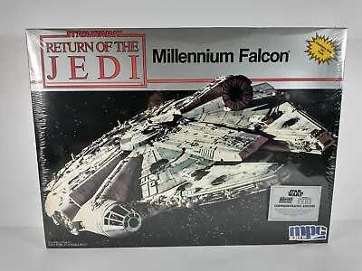 Star Wars Return Of The Jedi Millenium Falcon MPC Model Kit # 8917 ~ Box Creases • $159.99