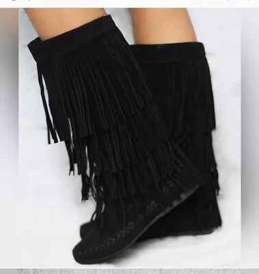 Minnetonka 3-Layer Fringe Suede Leather Moccasin Women's Boots Size 9 • £29.88