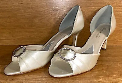 Michaelangelo Marissa Bridal Shoes From David’s Bridal. Vintage From 2007 8.5 M • $19.99