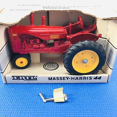 ERTL  Massey Harris 44  1/16 Scale Diecast Tractor 1133 • $49.95