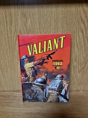 Valiant Annual 1982 Hardback (15f) • £6.99