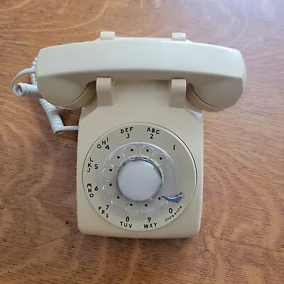Vintage AT&T Light Beige Rotary Telephone - Tested Working • $17.56