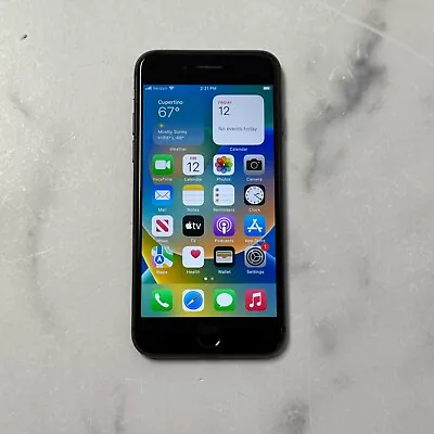 Used Cond. 76% Batt. Health Apple IPhone 8 - 64GB - Space Gray (UNLOCKED) #67 • $89.99