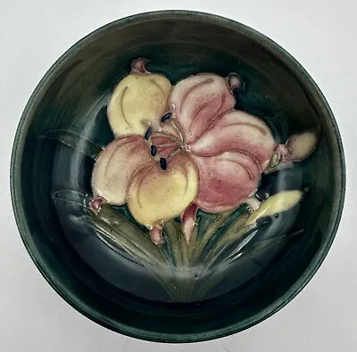 Moorcroft Freesia Flower Trinket Dish Footed Finger Cabinet Bowl England Pottery • $74.95