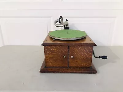 Vintage Victrola Victor Model VV-IV Talking Machine Record Player - Works! • $295