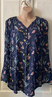 Mantaray Bird And Floral Patterned Navy Viscose Top Size 18 With Repair • £9.50